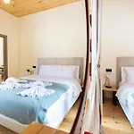 Mani View Luxury House דירה