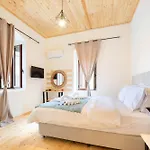 Mani View Luxury House דירה *