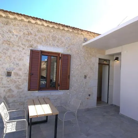 Apartment Mani View Luxury House