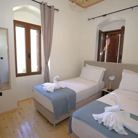 Mani View Luxury House *