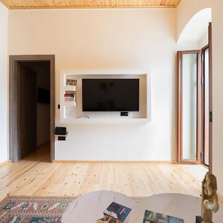 Mani View Luxury House Apartmán