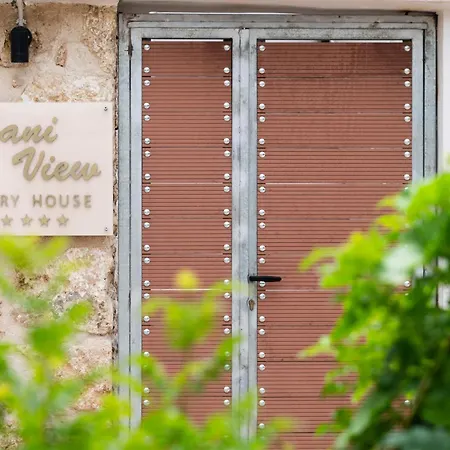 Apartman Mani View Luxury House *