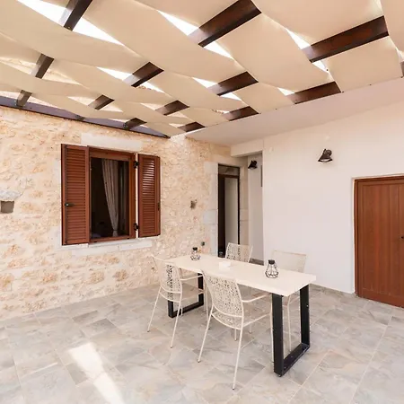 Apartment Mani View Luxury House