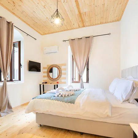 Mani View Luxury House Apartman *